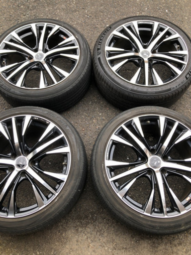 プリウスアルファー タイヤ