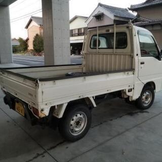サンバートラック‼️エアコン付き‼️車検R3-6まで‼️切り替え4WD‼️コミコミがの画像