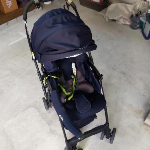 古文房具 舶来品 中国古磁 節約 越窯青磁 堆彫 ハスの葉 亀趣紋 硯 筆