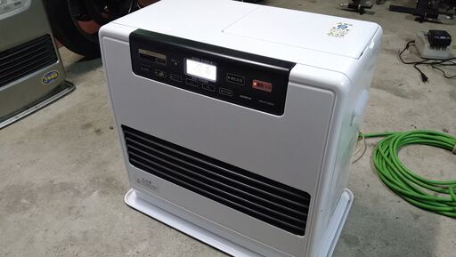 決まりました！⑥ファンヒーター 2015年製 美品 大型機種 実働 DAINICHI ダイニチ FW-4715SDX 4.7kw 木造～12畳 内部清掃＆メンテナンス済み 山形発