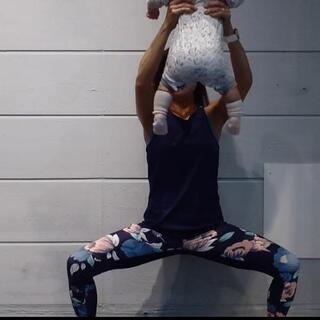 ママヨガ　お子様と一緒に参加できるヨガ教室　AZ YOGAの画像