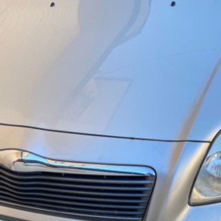 トヨタ アベンシス AZT250 フロントグリルの画像