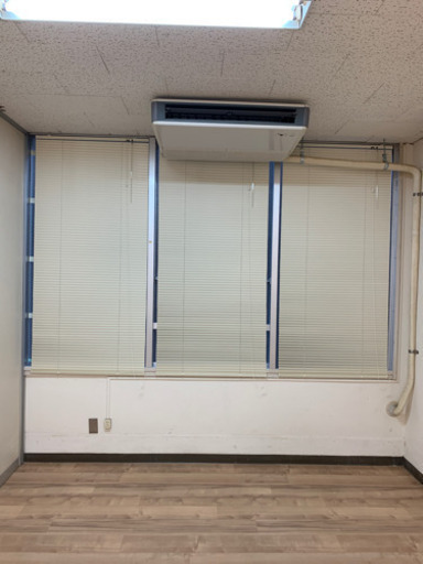 美品　ブラインド　１〜３個