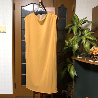 【あげます】中古品)ニットロングベスト／ELLEの画像