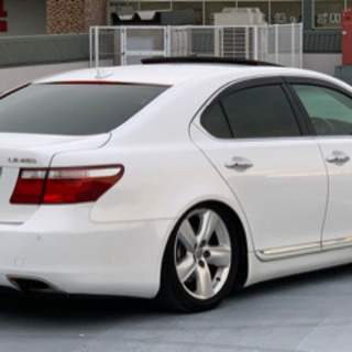 値段交渉はメール下さい。　希少　レクサス　LS460 バージョンS Iパッケージ　革　サンルーフ　マークレビンソン　マルチ　サスコン　社外マフラー の画像