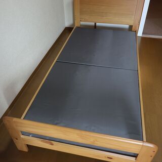 ニトリのシングルベッドとマットレス　　　複数セット用意できますの画像