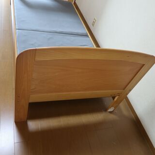 ニトリのシングルベッドとマットレス　　　複数セット用意できますの画像