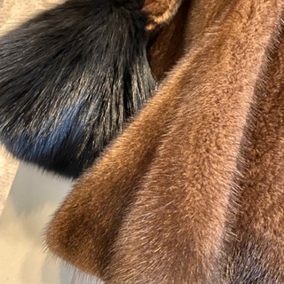 ロシア物　極上ミンク　現地購入　袖ブラックフォックスの画像