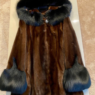 ロシア物　極上ミンク　現地購入　袖ブラックフォックスの画像
