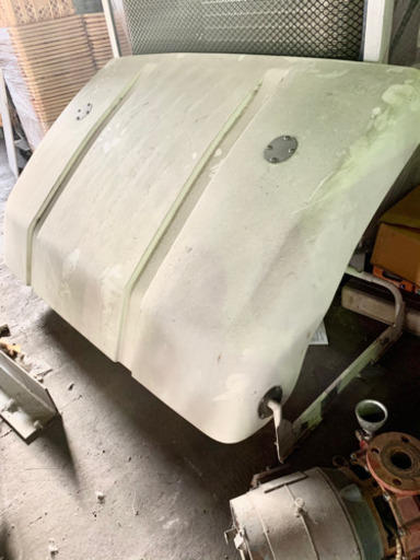 トラック　導風板　風よけ　　エアデフレクター　いすゞ