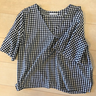 ブランド服4点セット（女性用）の画像