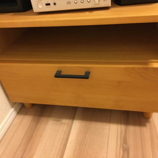 木目、コンポ台またはテレビ台