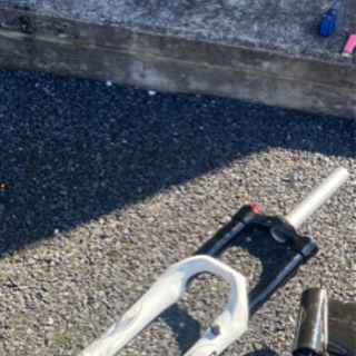マルゾッキ　ダウンヒル用フォーク　180mm トラベル　1.5イ...