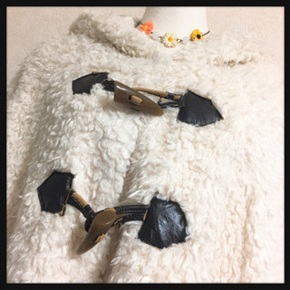 [Sevvadical]もこもこボアポンチョ 白あったか防寒 上...