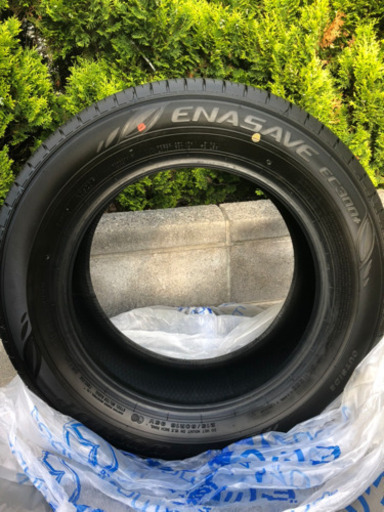 新車外し/２０２０年製タイヤ/215/60R16×４本