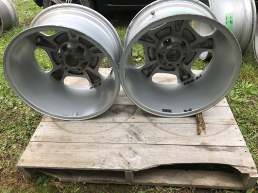 WALD ドゥシャトレ 9.5J +37 114.3 5h 18インチ　２本　日産　ホンダ　マツダ　三菱