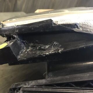 トヨタ　ヴォクシー・ノア　AZR60　右ヘッドライト　ジャンク品の画像