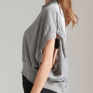 TOGA トーガ　背中あきトップスの画像