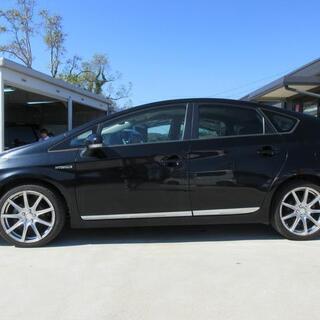 トヨタ　プリウス【自社ローン対応可】ＨＤＤ地デジ・Ｂカメラ・スマートキー・ＬＥＤヘッドライト・社外１８ＡＷの画像