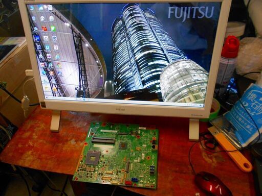 Core i7　Fujitsu FMV ESPRIMO FH53/S