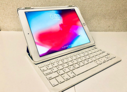 iPad Air2 Wi-fi + Cellularモデル SIMフリー ゴールド A1567 128GB 本体　純正アダプタ　キーボ