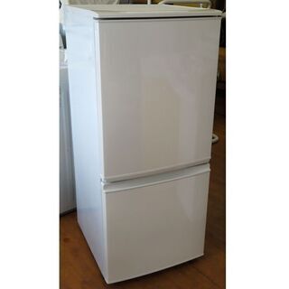 シャープ 冷蔵庫 SJ-D14B-W 137L ノンフロン 1人暮らし向き Amazon.co