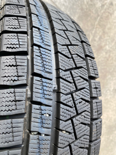 バリ溝　スタッドレス　軽自動車に　155/65R14 ピレリー