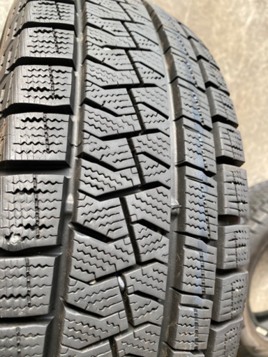 バリ溝　スタッドレス　軽自動車に　155/65R14 ピレリー