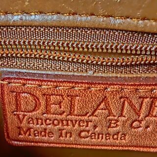 ★ＤＥＬＡＮＥ　ＣＡＮＡＤＡ，ショルダーバッグ、使用感もなく綺麗、★👉プロフィ―ル必読です。の画像
