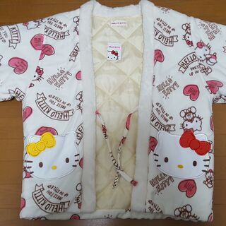 新品ハローキティhello kittyはんてん7800円
