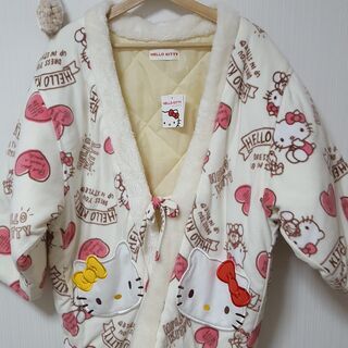 新品ハローキティhello kittyはんてん7800円の画像