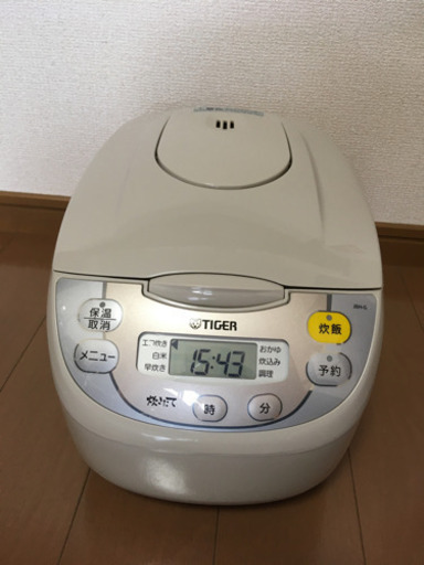 タイガー　5.5合　炊飯器