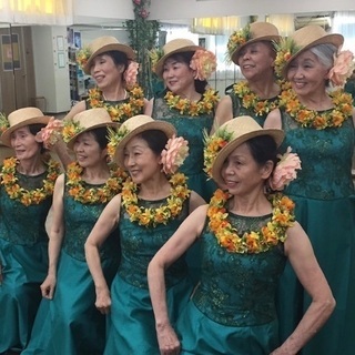 --フラ　オ　オナオナオカマイレ--✨輝く女性達の♪フラスクールです❣️の画像