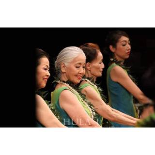 --フラ　オ　オナオナオカマイレ--✨輝く女性達の♪フラスクールです❣️の画像