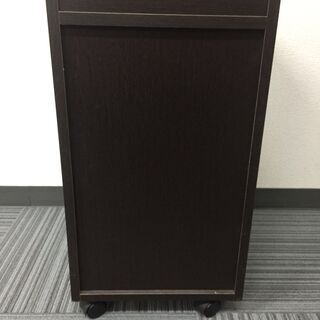 無料 中古 木製 キャビネット キャスター付きの画像