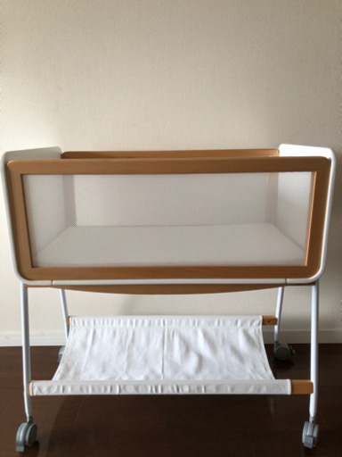 《美品》リリワゴン　ベビー ベッド