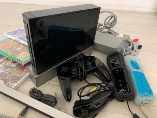 Wii本体、コントローラー、ソフトセット