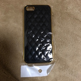  Phone5/5s用 シャネル タイプ ケース 黒／金の画像