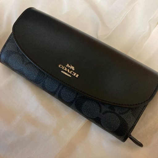 COACH 長財布 (中古品)3ヶ月間使用