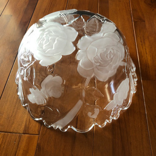 バラ柄🌹ガラス　サラダボール　新品未使用の画像