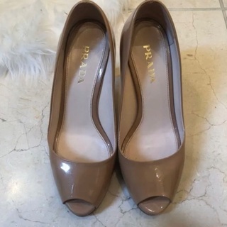 PRADA パンプス