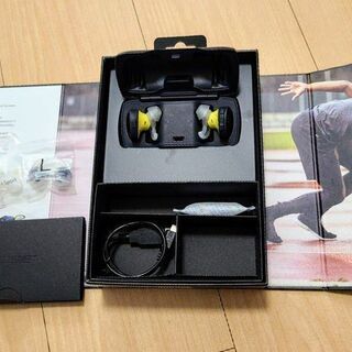 【美品】BOSE SoundSport Free ワイヤレスイヤホン