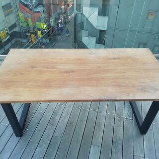  【受け渡し者決定済】ブラウンの作業テーブル【幅160×高さ71...