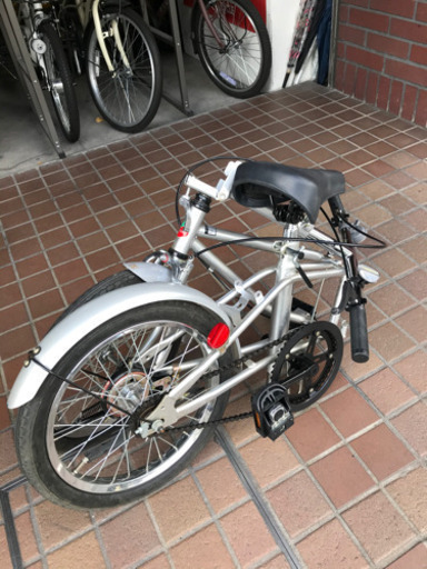 ★美品★16インチ　折り畳み自転車　シルバー