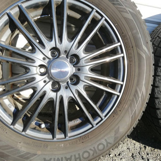 トヨタ　純正　スタッドレスタイヤ　ホイール　中古の画像