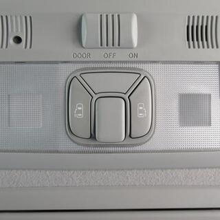 トヨタ　エスティマ　【自社ローン対応可】７人乗り・ＨＤＤ地デジ・Ｂカメラ・ＷＰスラ・ＥＴＣ・スマートキー・ＨＩＤの画像