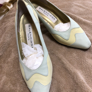 バレンシアガパンプス　新品　23.5