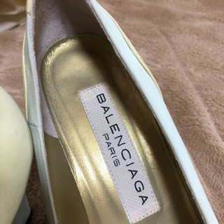 バレンシアガパンプス　新品　23.5の画像