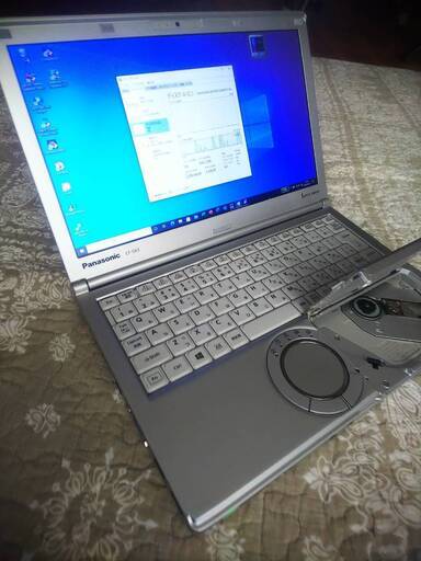 完売御礼【快速　全部入り　高スペック】レッツノート　CF-SX3(i5-4310U)　メモリ8GB　120GBSSD　DVDドライブ　camera　Windows10Pro　Office365