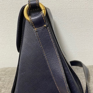 【無料】黒ショルダーバッグの画像